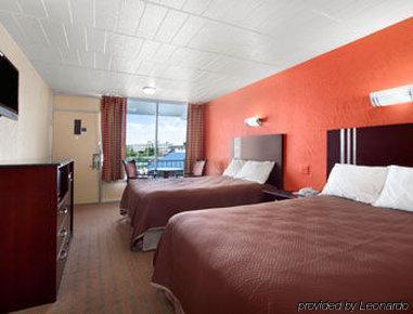 Travelodge Morgantown Quarto foto